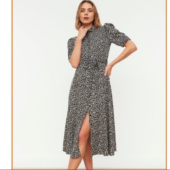 Very Chic Shirt Dress - Picture 1 of 4